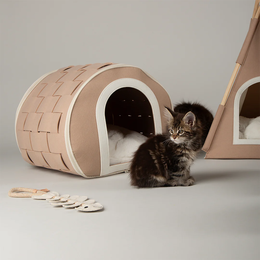 Scruffs | Stockholm Felt Cave Cat Bed - Tan - Image 6